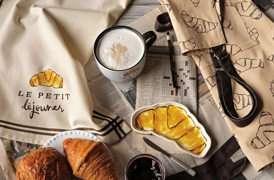 Le Petit Dejeuner Mug