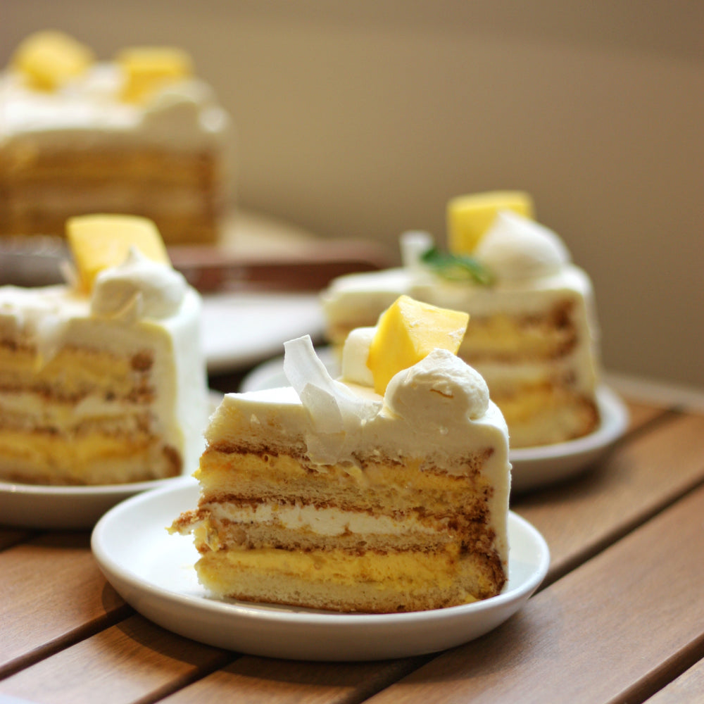 
            
                Load image into Gallery viewer, Mango Coconut Cake
            
        