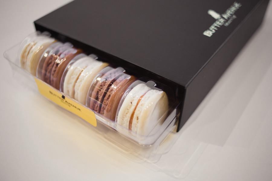 Box of 20 Macarons